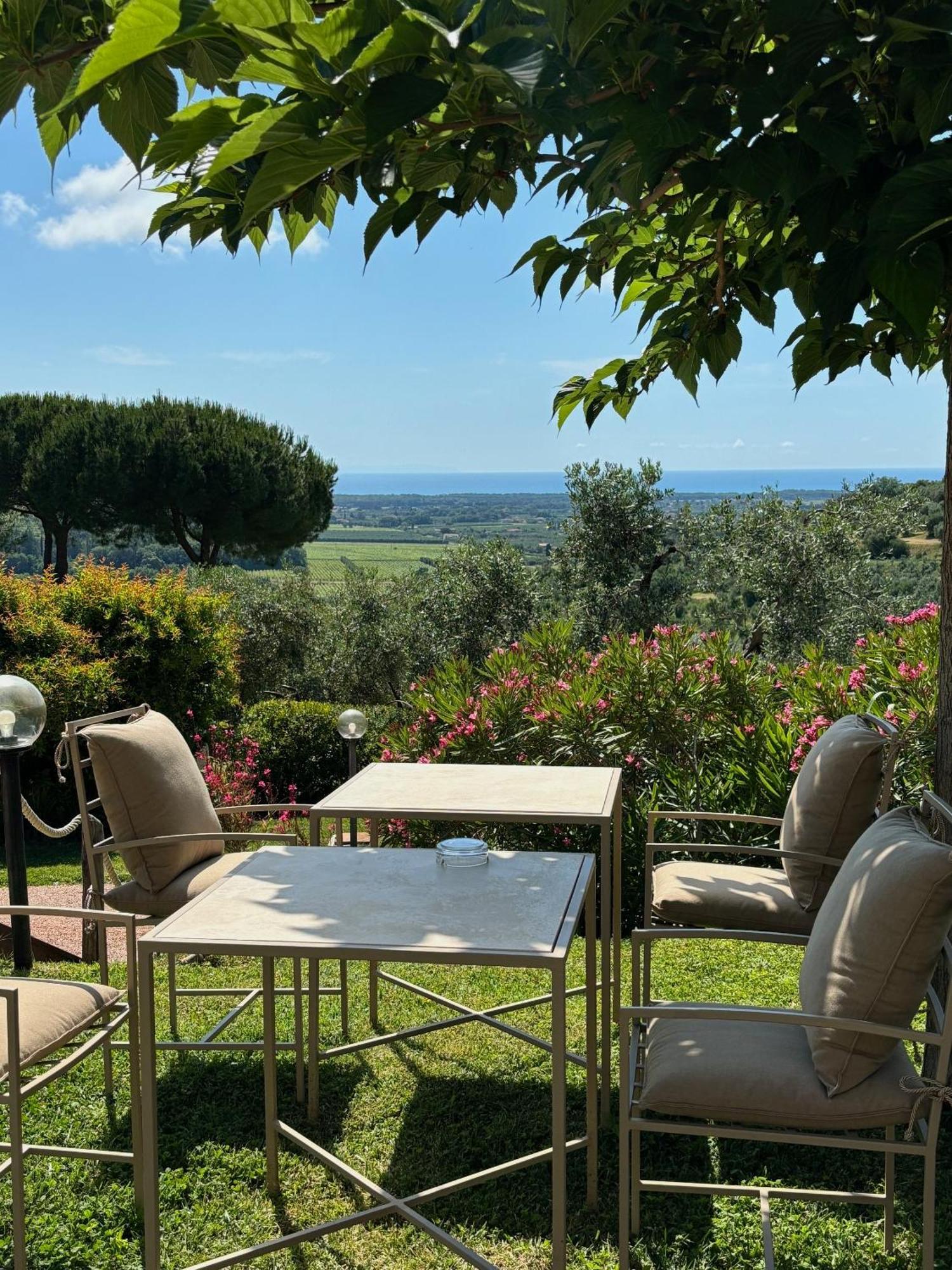 Relais Dei Molini Bed & Breakfast Castagneto Carducci Exterior photo