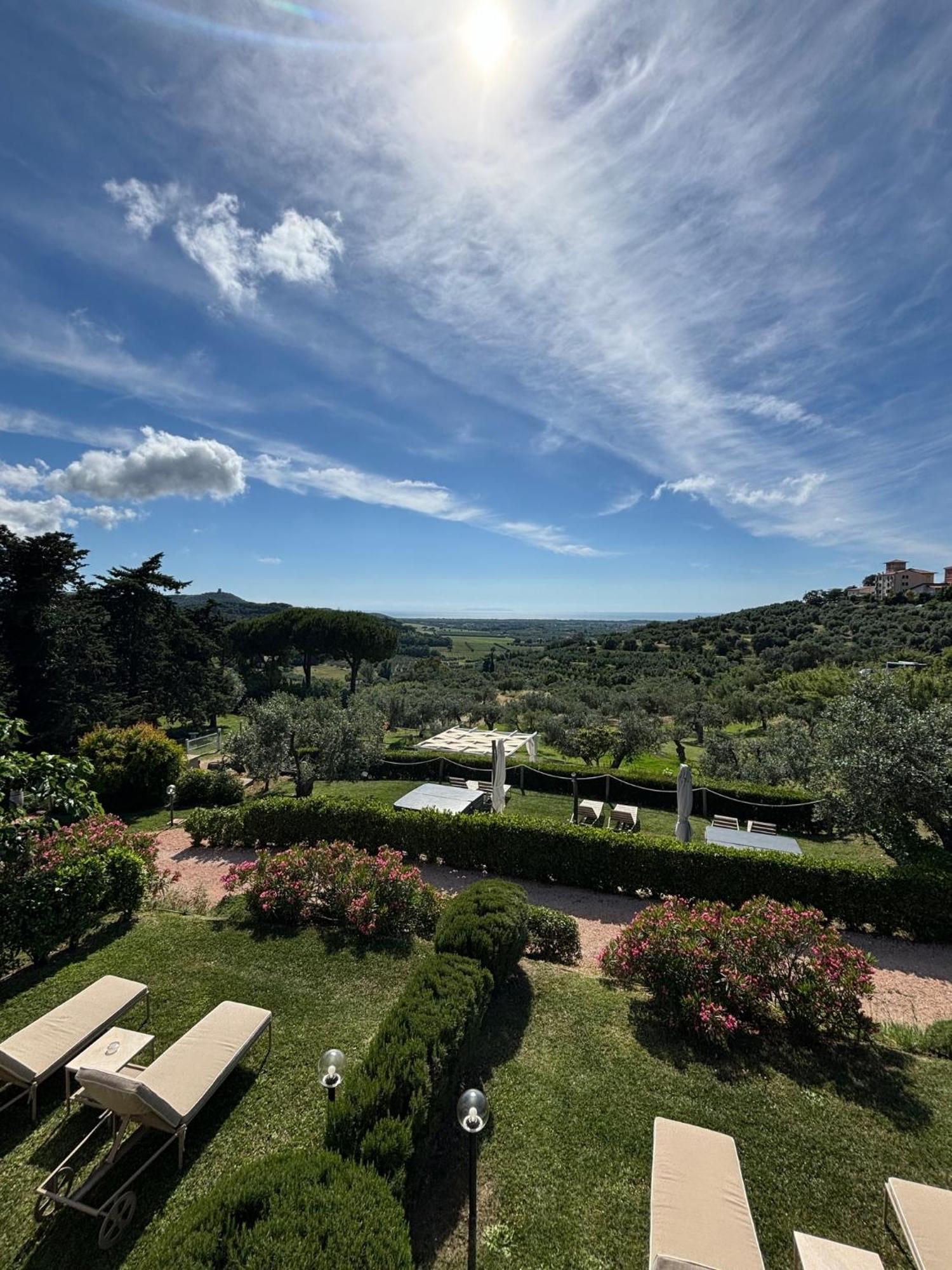 Relais Dei Molini Bed & Breakfast Castagneto Carducci Exterior photo