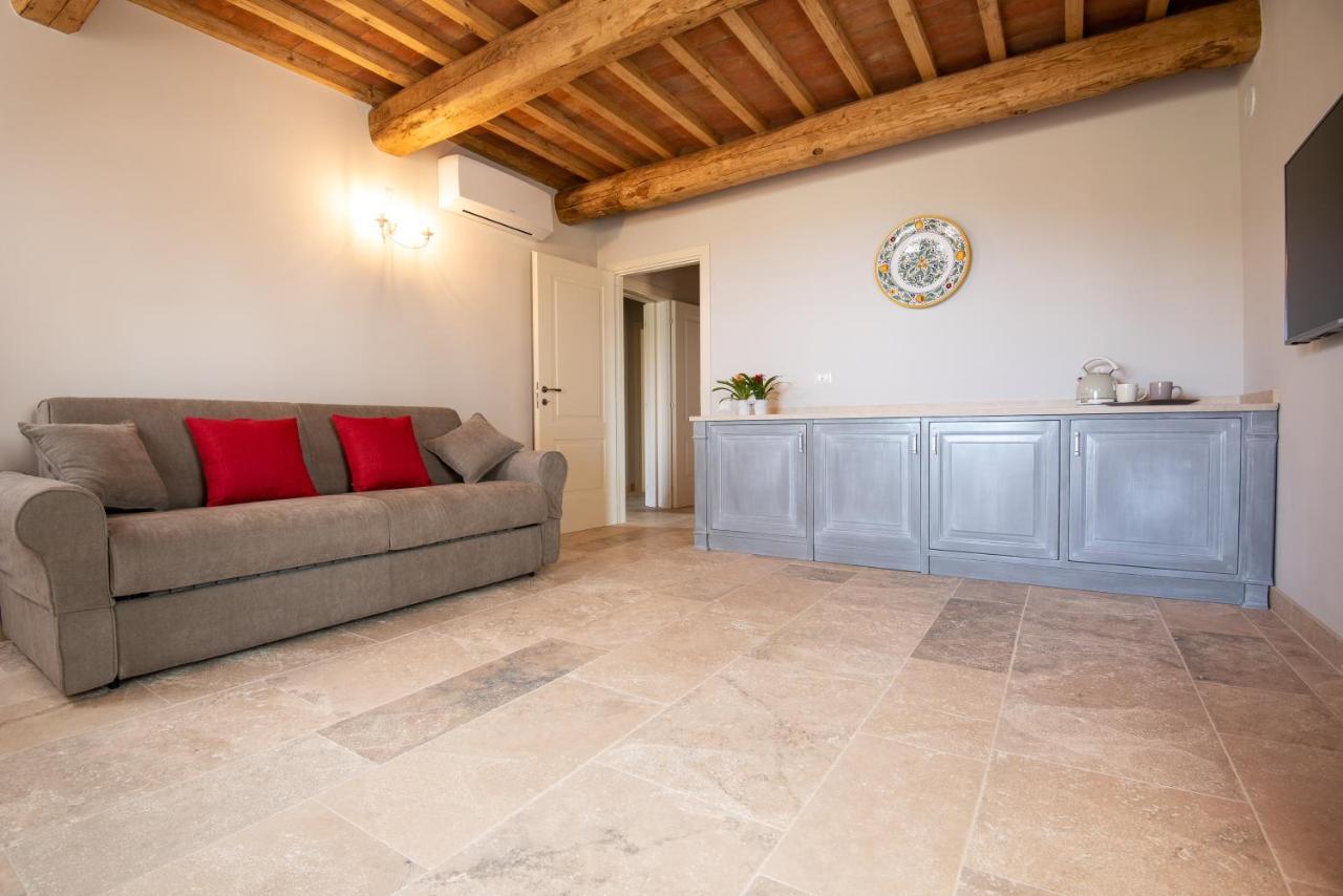 Relais Dei Molini Bed & Breakfast Castagneto Carducci Exterior photo