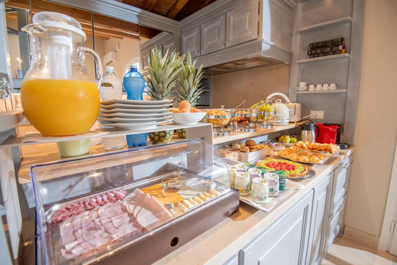 Relais Dei Molini Bed & Breakfast Castagneto Carducci Exterior photo